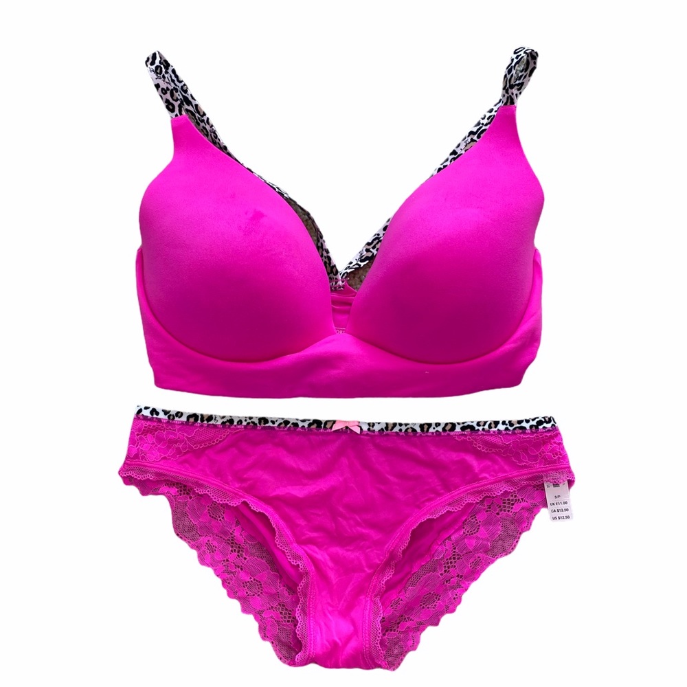 NWT 🌟 VS Pink Leopard Print Bra & Pantie Set